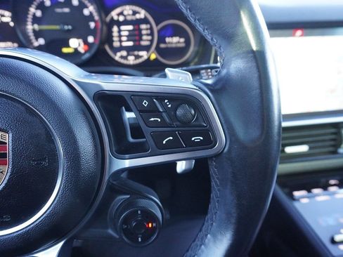 Used 2019 Porsche Cayenne E-Hybrid image 50