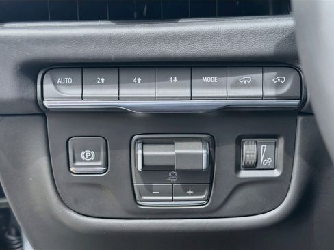 Used 2026 Cadillac Escalade Platinum Sport w/ LPO, ONYX Package AWD/4WD image 35