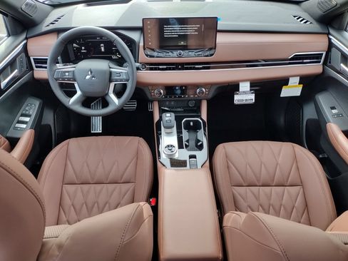 New 2026 Mitsubishi Outlander SEL AWD/4WD image 2
