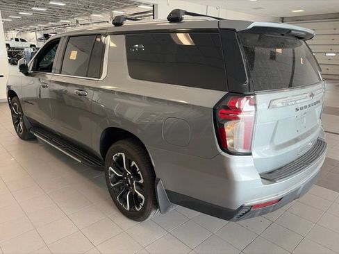 Used 2023 Chevrolet Suburban LT AWD/4WD image 12