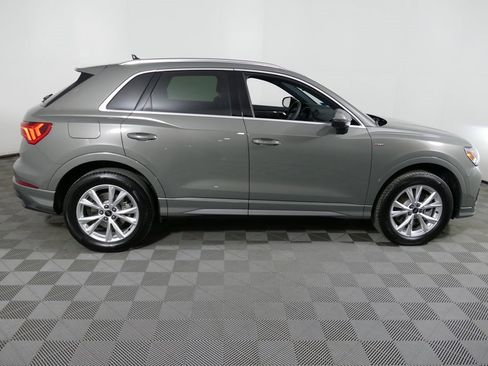 Certified 2025 Audi Q3 2.0T Premium Plus w/ Premium Plus Package image 2