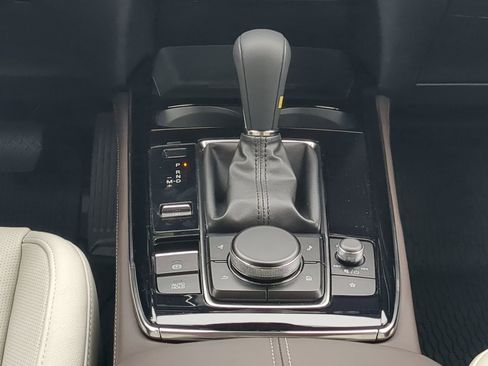 Certified 2025 MAZDA CX-30 2.5 Turbo w/ Premium Package image 18