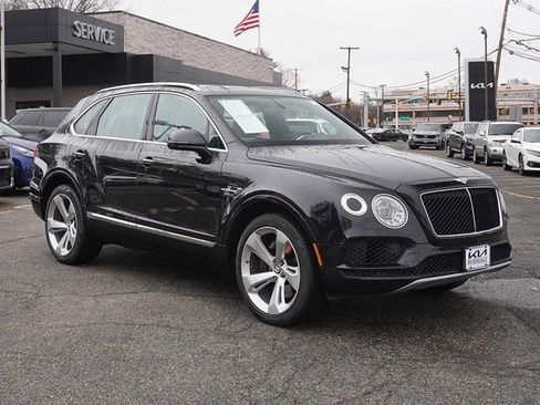 Used 2019 Bentley Bentayga AWD/4WD image 61