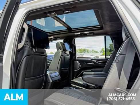 Used 2022 Cadillac Escalade Sport Platinum AWD/4WD image 10