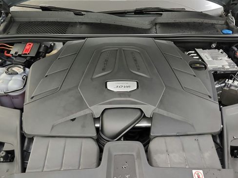 Used 2023 Porsche Cayenne Coupe AWD/4WD image 29
