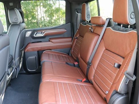 New 2026 GMC Sierra 1500 Denali Ultimate image 15
