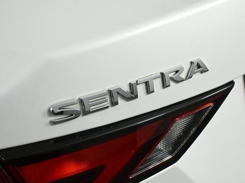 Used 2020 Nissan Sentra SV w/ SV Premium Package image 25