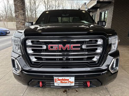 Used 2019 GMC Sierra 1500 AT4 image 3