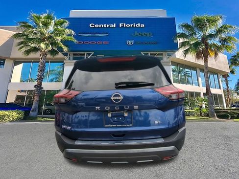 Used 2023 Nissan Rogue SL w/ SL Premium Package image 6