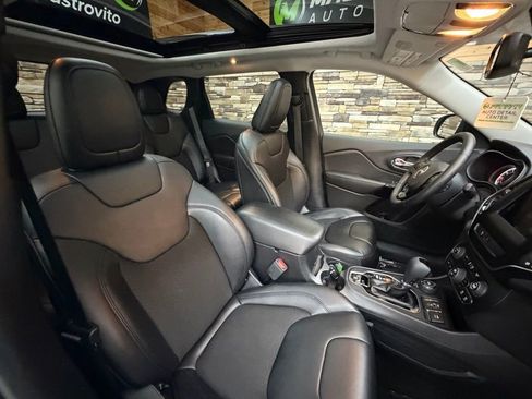 Used 2020 Jeep Cherokee Altitude image 15