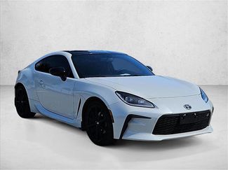 Used 2024 Toyota GR86 Premium RWD video 3