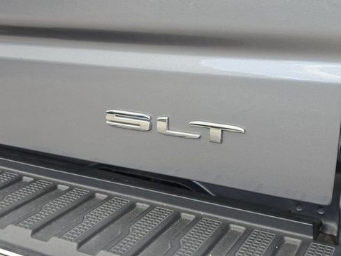 Used 2021 GMC Sierra 1500 SLT w/ SLT Premium Package AWD/4WD image 12