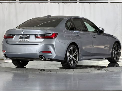 Used 2023 BMW 330i Sedan w/ Premium Package RWD image 9