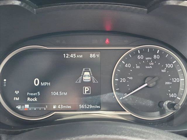 Used 2023 Nissan Versa SV FWD image 11