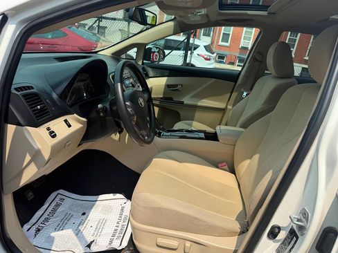 Used 2009 Toyota Venza FWD image 17