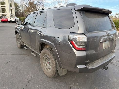 Used 2023 Toyota 4Runner SR5 image 7