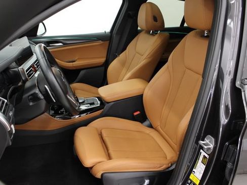 Used 2023 BMW X4 M40i AWD/4WD image 9