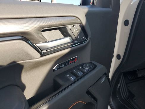 New 2026 GMC Sierra 1500 AT4 w/ Technology Package image 12