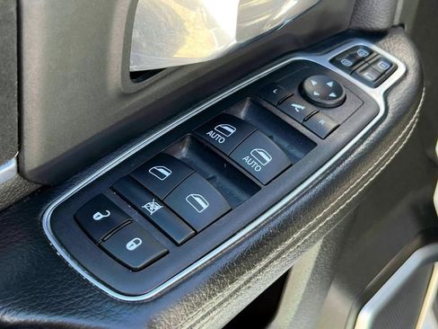 Certified 2024 RAM 2500 Laramie AWD/4WD image 19