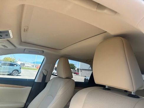 Used 2022 Lexus RX 350 AWD w/ Premium Package image 26