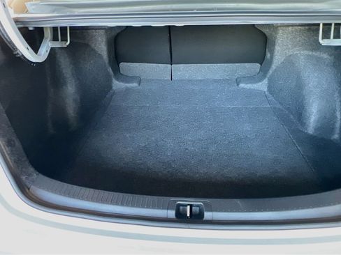 Used 2026 Toyota Corolla LE FWD image 25