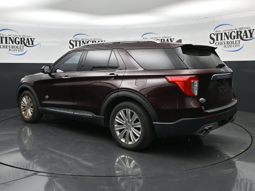 Used 2022 Ford Explorer King Ranch w/ Premium Technology Package RWD image 5