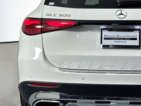 New 2026 Mercedes-Benz GLC 300 image 14