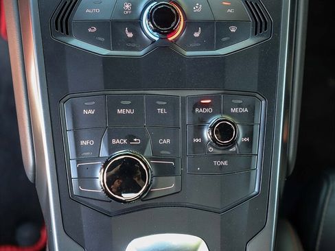 Used 2017 Lamborghini Huracan LP 580-2 image 42