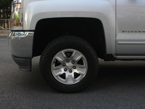Used 2017 Chevrolet Silverado 1500 LT w/ All Star Edition RWD image 11