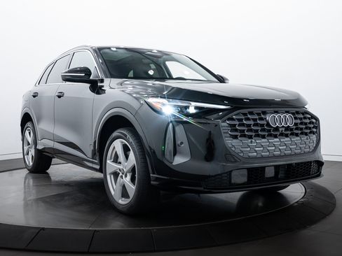 New 2025 Audi Q5 2.0T Premium Plus image 2