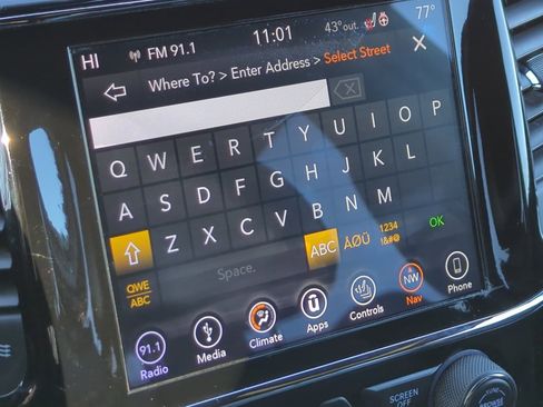 Used 2019 Jeep Grand Cherokee Limited image 23