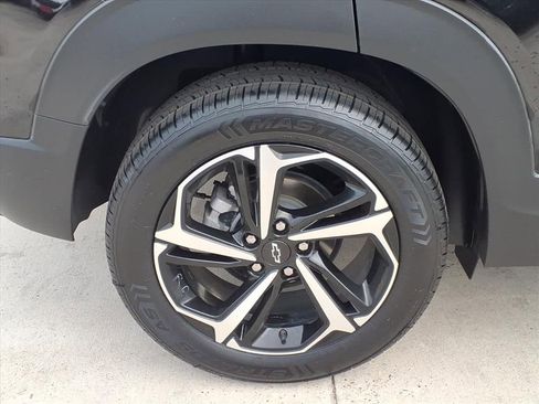 Used 2023 Chevrolet TrailBlazer RS FWD image 13