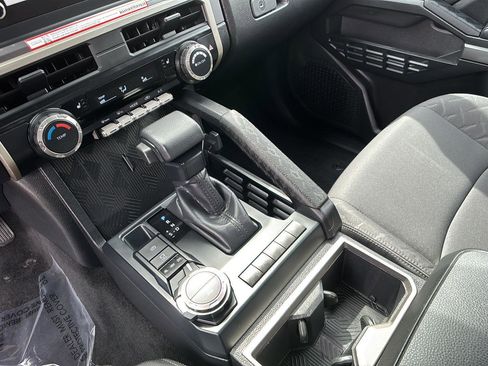 Used 2024 Toyota Tacoma SR5 image 31