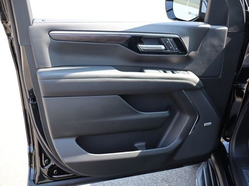 New 2025 Chevrolet Tahoe Premier image 9