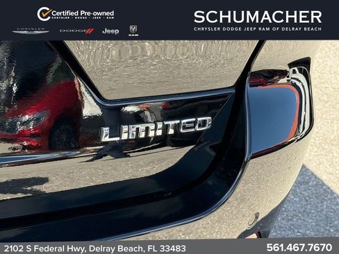 Certified 2024 Jeep Grand Cherokee Limited AWD/4WD image 17