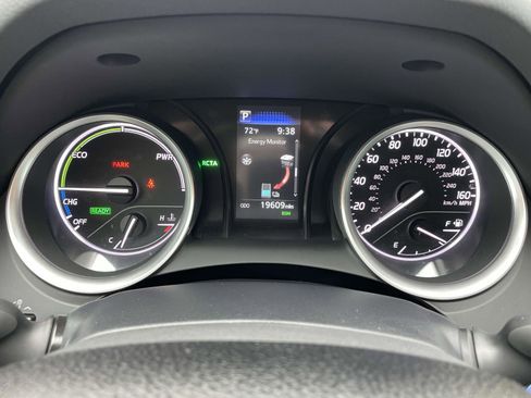 Used 2023 Toyota Camry LE image 17