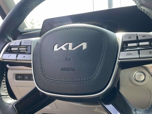 Used 2023 Kia Telluride S FWD image 28