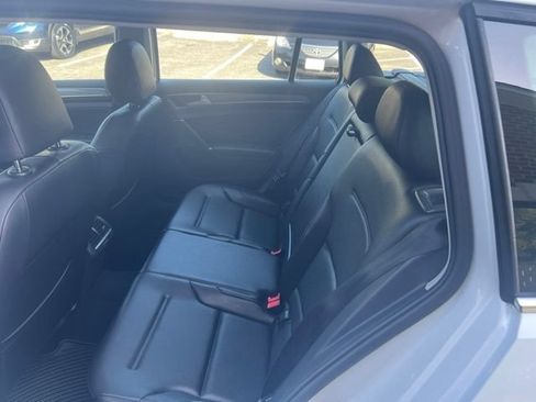 Used 2017 Volkswagen Golf Alltrack SE AWD/4WD image 8