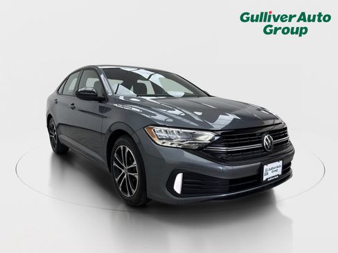 Used 2024 Volkswagen Jetta Sport FWD image 13