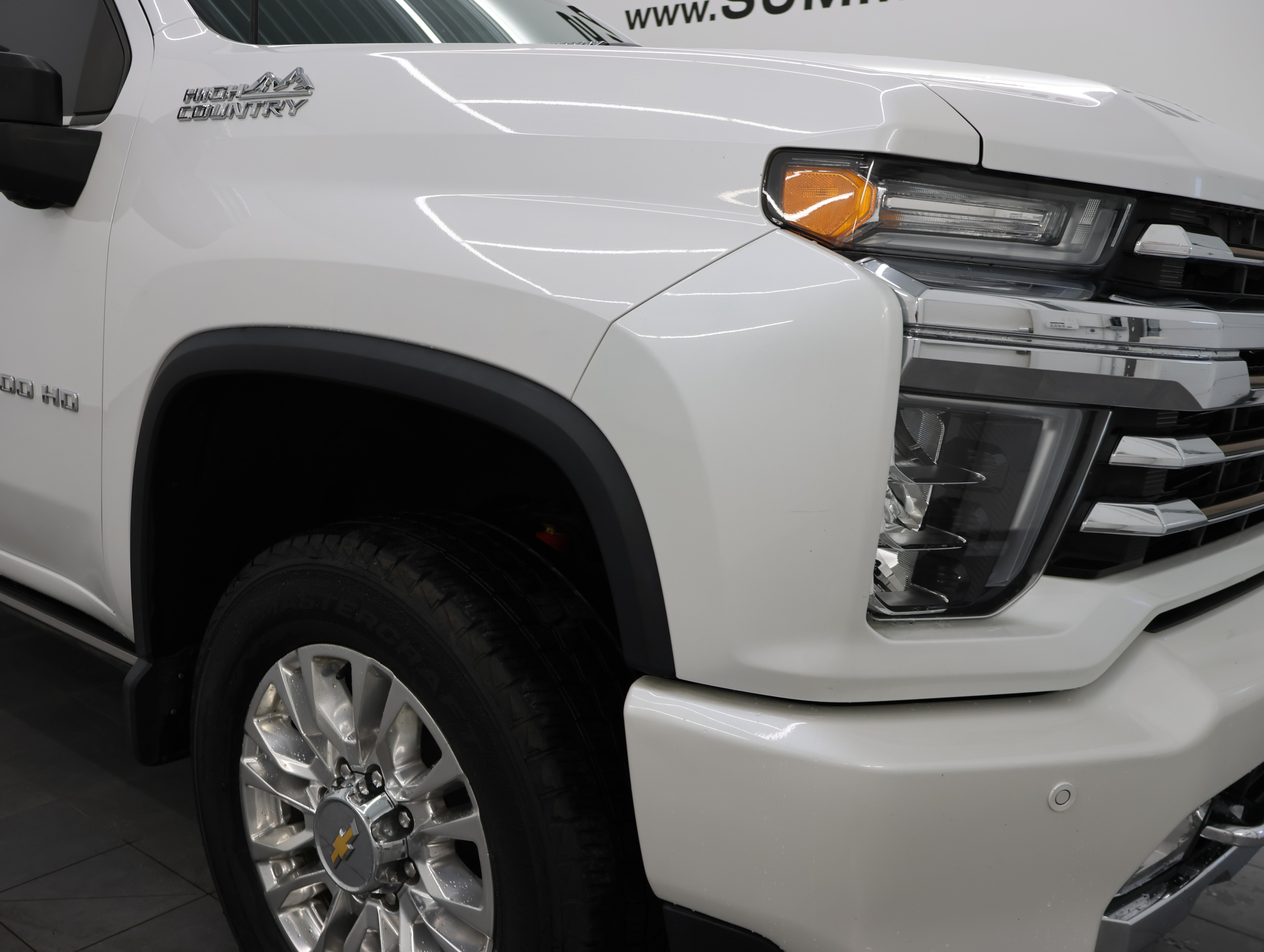 Used 2022 Chevrolet Silverado 2500 High Country w/ Safety Package II AWD/4WD image 30