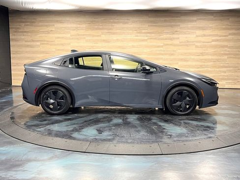 Used 2023 Toyota Prius Prime SE image 26