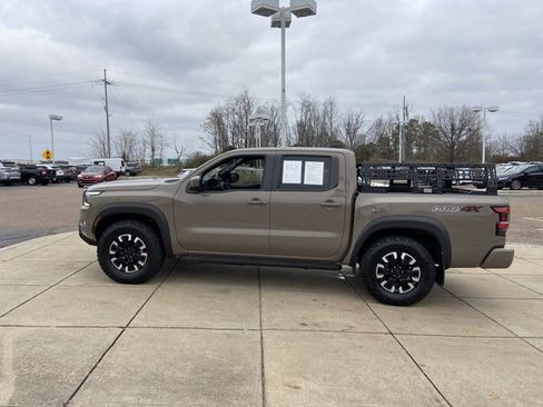 Used 2023 Nissan Frontier PRO-4X w/ Pro Convenience Package image 6