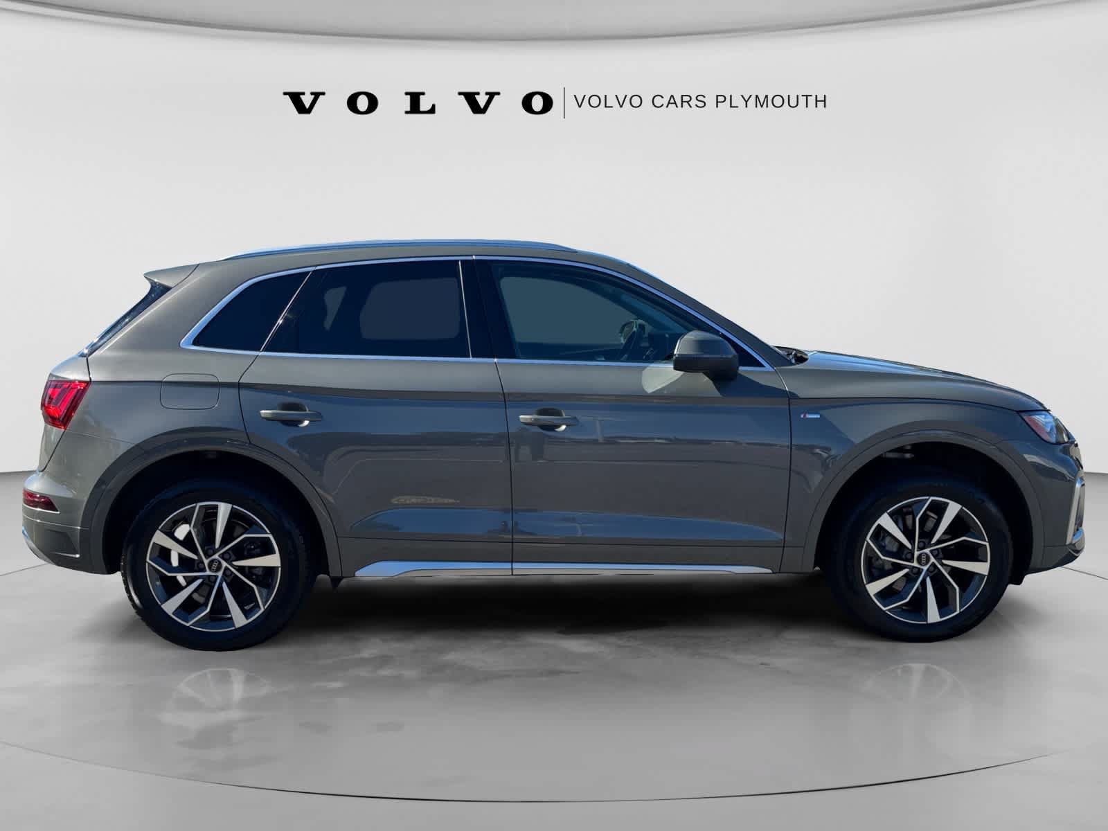 Used 2023 Audi Q5 2.0T Premium Plus AWD/4WD image 16