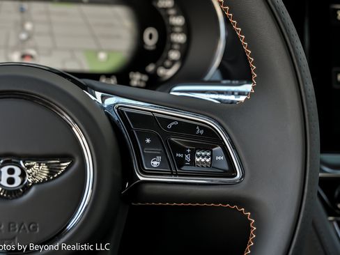 Used 2025 Bentley Continental GT image 35