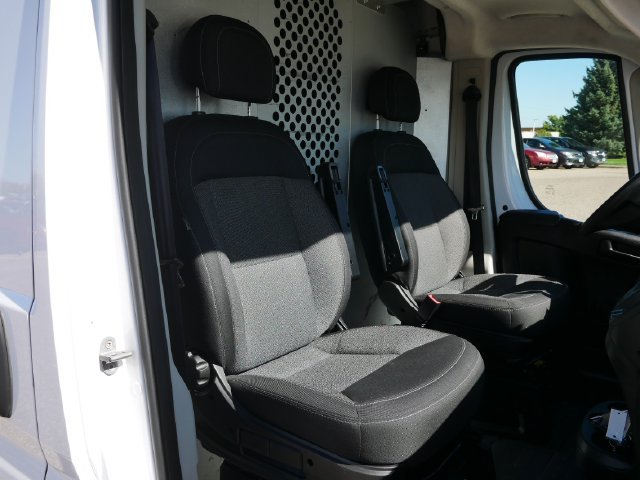 Used 2018 RAM ProMaster 2500 w/ Mopar Trailer Tow Group FWD image 15