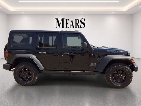 Used 2023 Jeep Wrangler Unlimited AWD/4WD image 6