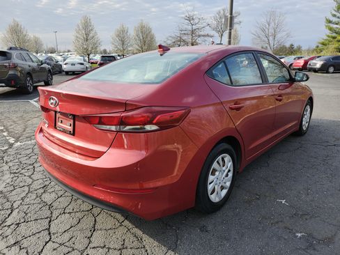 Used 2018 Hyundai Elantra SE w/ SE Connectivity Package 04 image 16