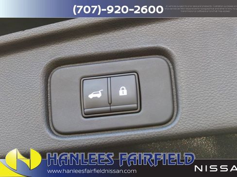 Used 2024 Nissan Pathfinder Platinum w/ Cargo Package image 11