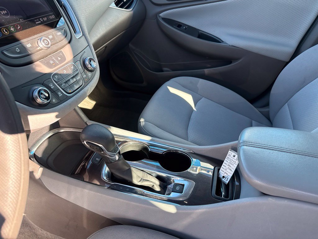 Used 2024 Chevrolet Malibu LT FWD image 31