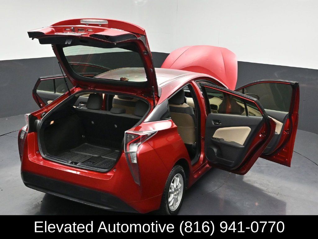 Used 2018 Toyota Prius One FWD image 31